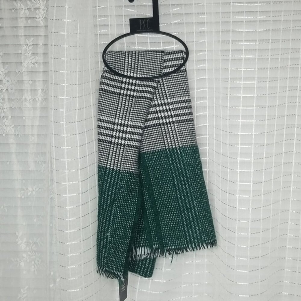 NWT INC Hunter Green, Black & White Plaid Oversized Scarf Wrap